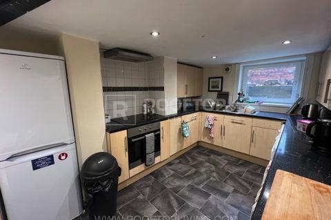 undefined, Delph Mount