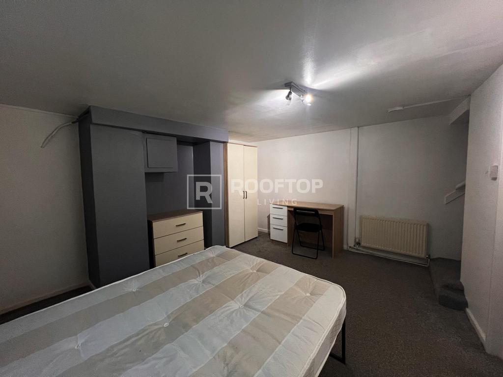 Quarry-mount-terrace-ls6-2jg-1059020