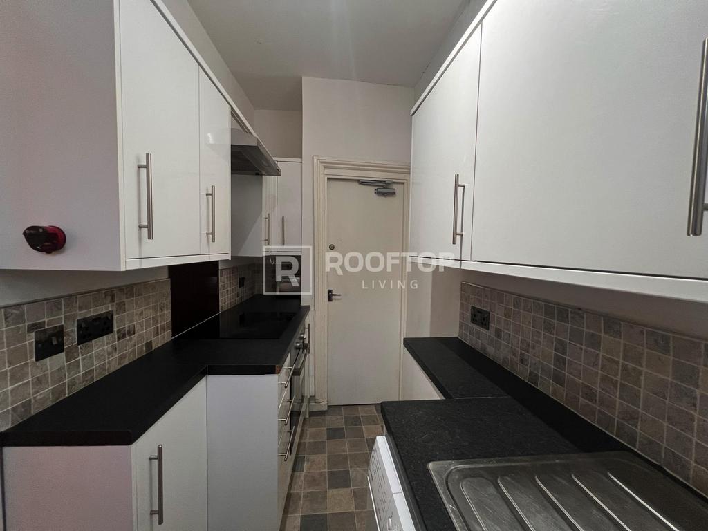 Quarry-mount-terrace-ls6-2jg-1059010