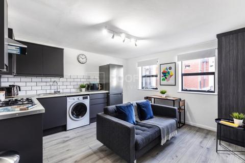 2 bedroom house share to rent, Queens Road