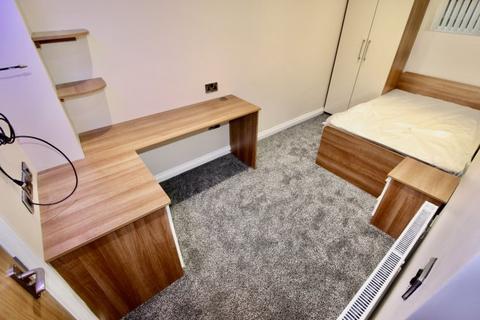 2 bedroom house share to rent, Ashwood Terrace