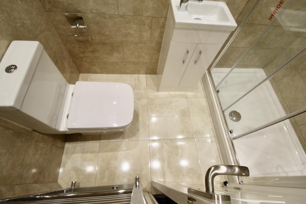 Ashwood-terrace-ls6-2eh-1059151