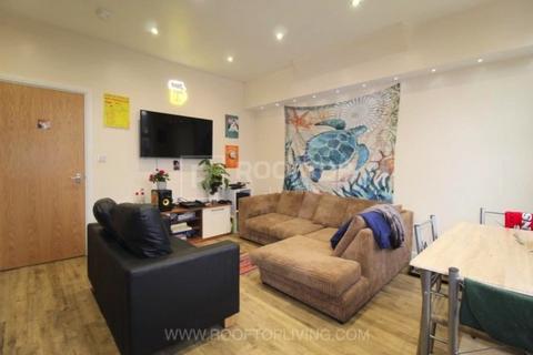 3 bedroom house share to rent, Brudenell Grove