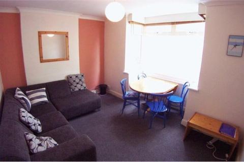 3 bedroom house share to rent, Springbank Crescent