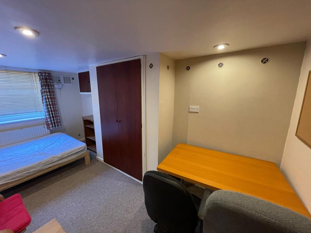 Haddon-place-ls4-2ju-1059219