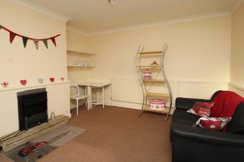 3 bedroom house share to rent, Brudenell Avenue