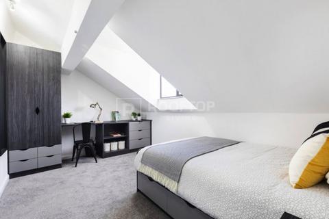 2 bedroom house share to rent, Queens Road