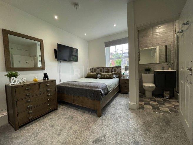 Otley-road-ls6-4ba-1059328