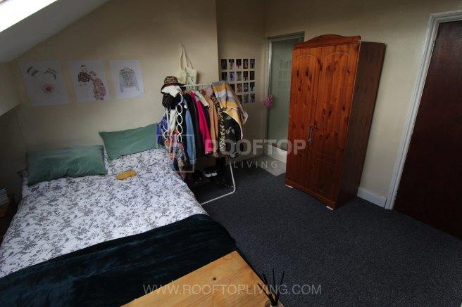 Cardigan-road-ls6-3bj-1059406