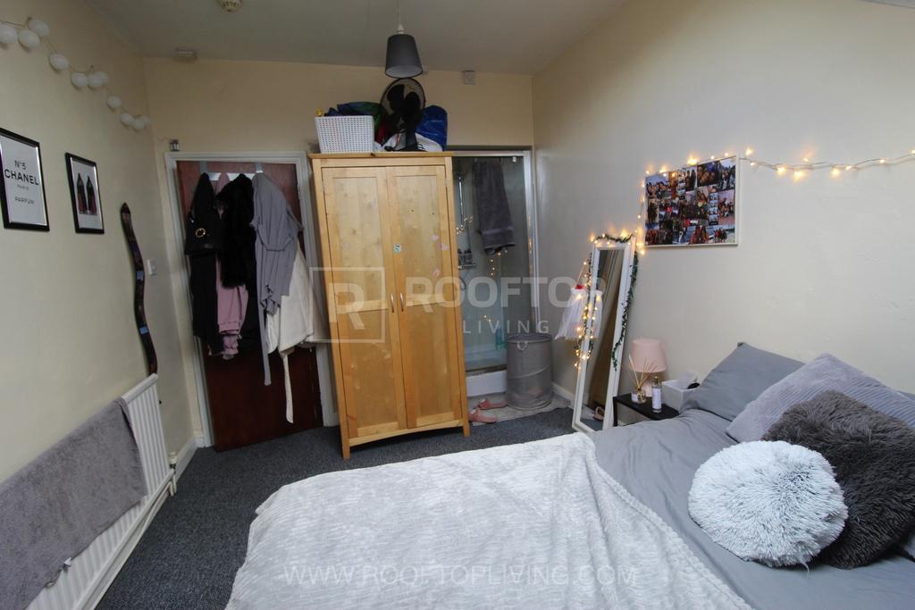 Cardigan-road-ls6-3bj-1059409