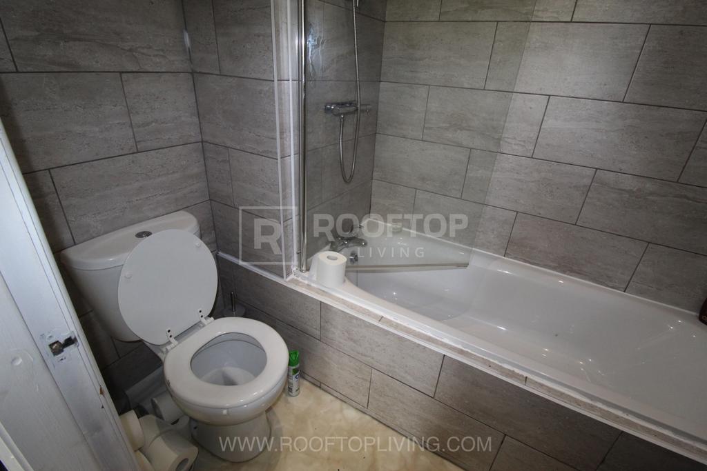 Cardigan-road-ls6-3bj-1059411