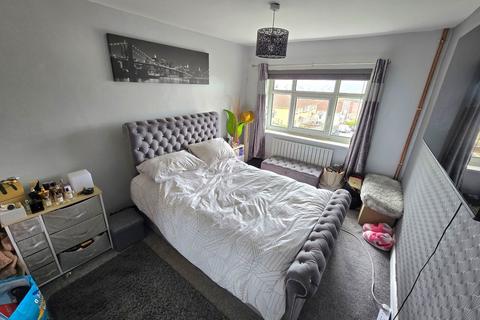 undefined, Lime Grove, Neath SA11