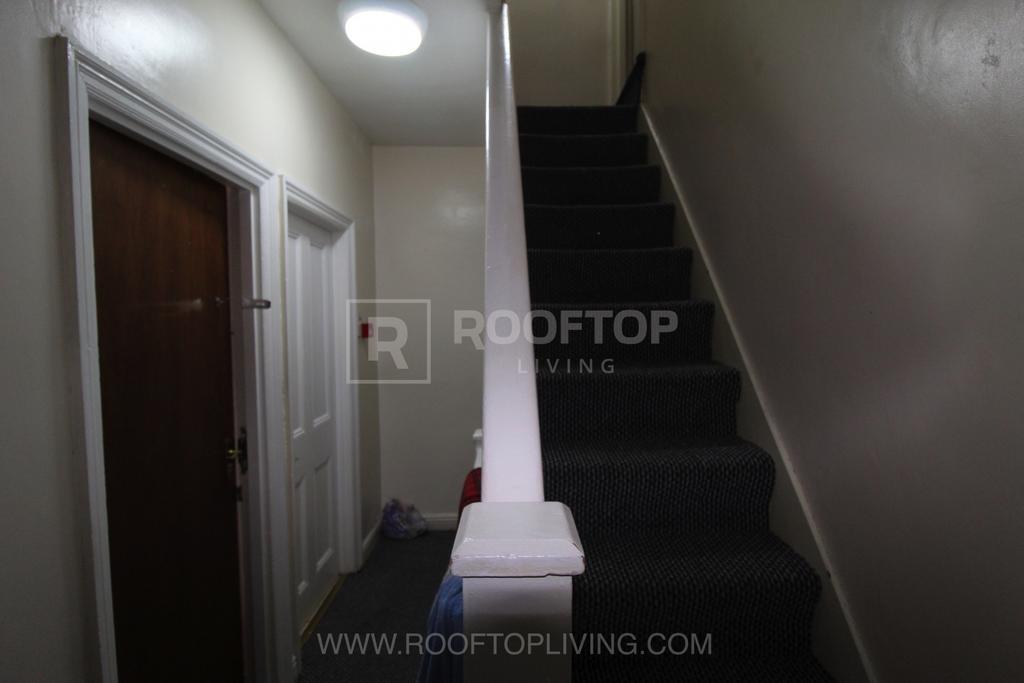 Hessle-place-ls6-1eu-1059495