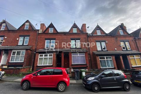 undefined, Chestnut Avenue