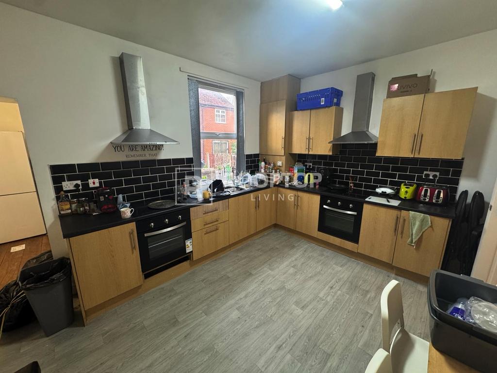 Chestnut-avenue-ls6-1ba-1059630