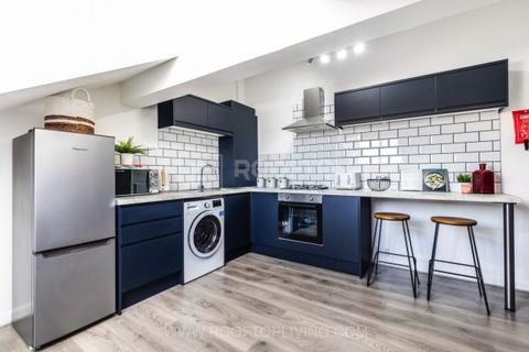 2 bedroom house share to rent, Queens Road