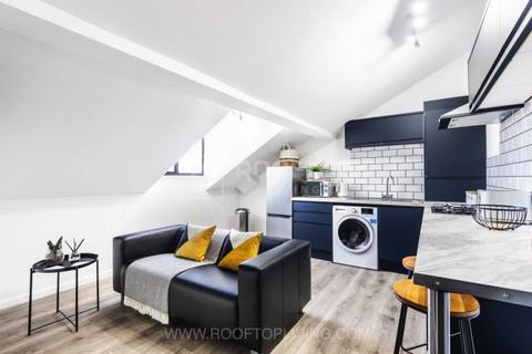 2 bedroom house share to rent, Queens Road