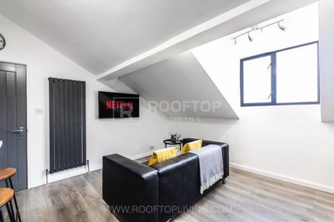 2 bedroom house share to rent, Queens Road