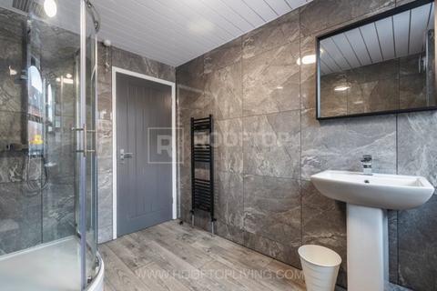 2 bedroom house share to rent, Queens Road