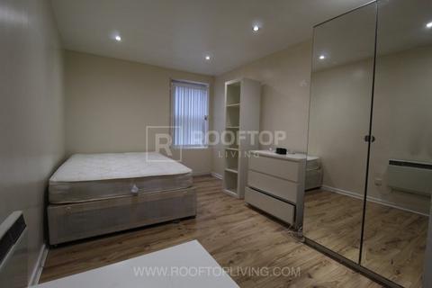 3 bedroom house share to rent, Moorland Avenue