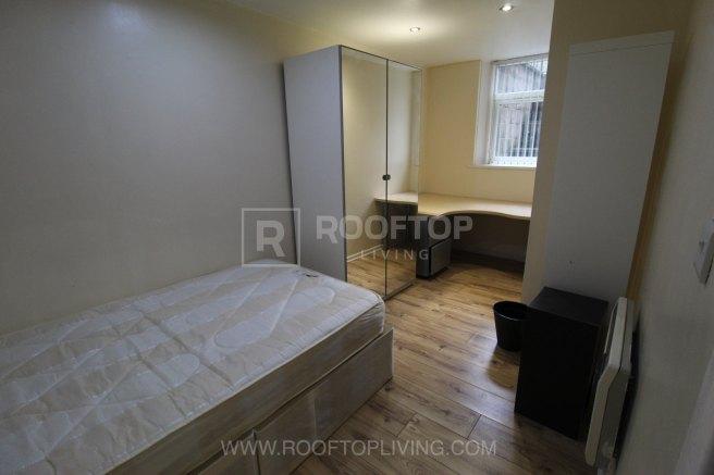 Moorland-avenue-ls6-1ap-1059743