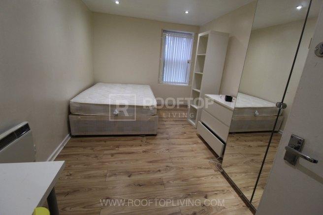Moorland-avenue-ls6-1ap-1059746
