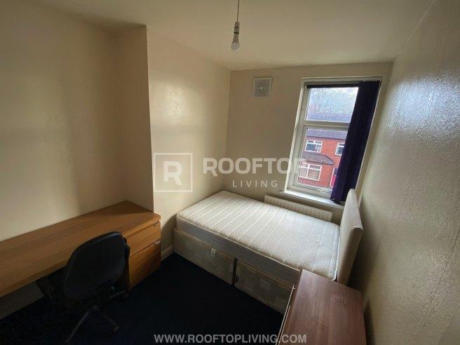 Mayville-avenue-ls6-1nq-1059753
