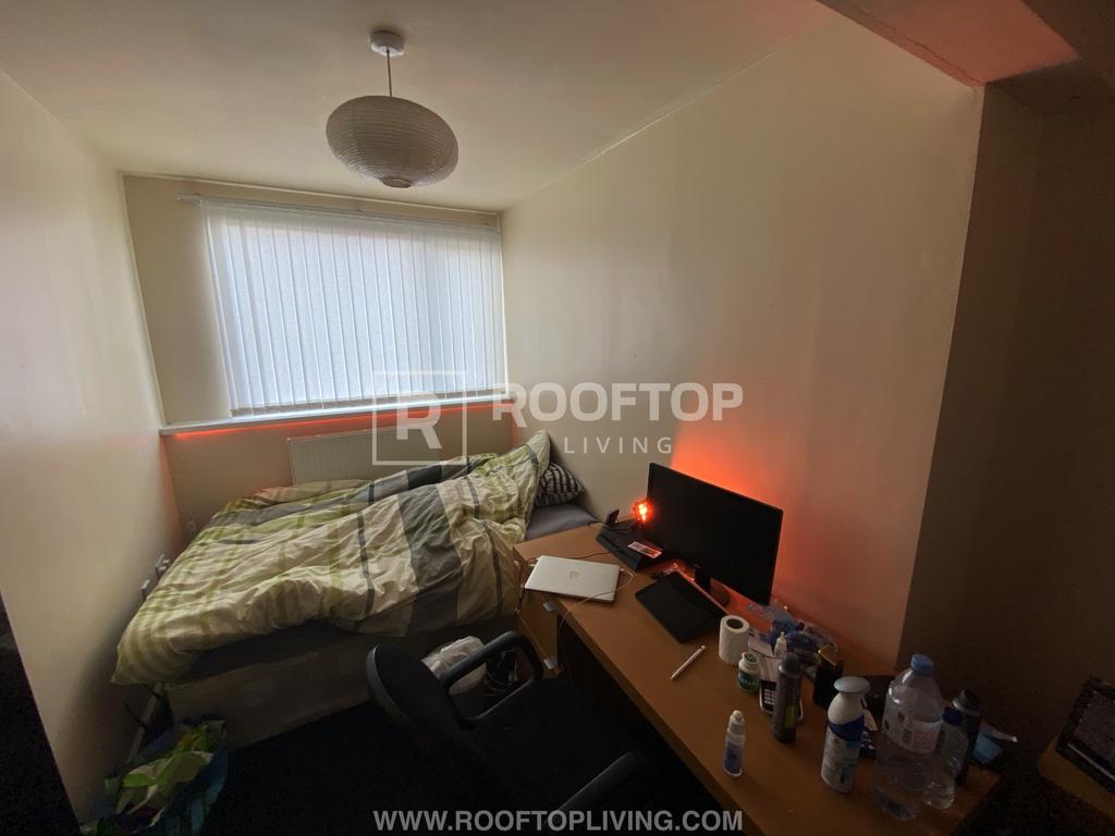 Mayville-avenue-ls6-1nq-1059757
