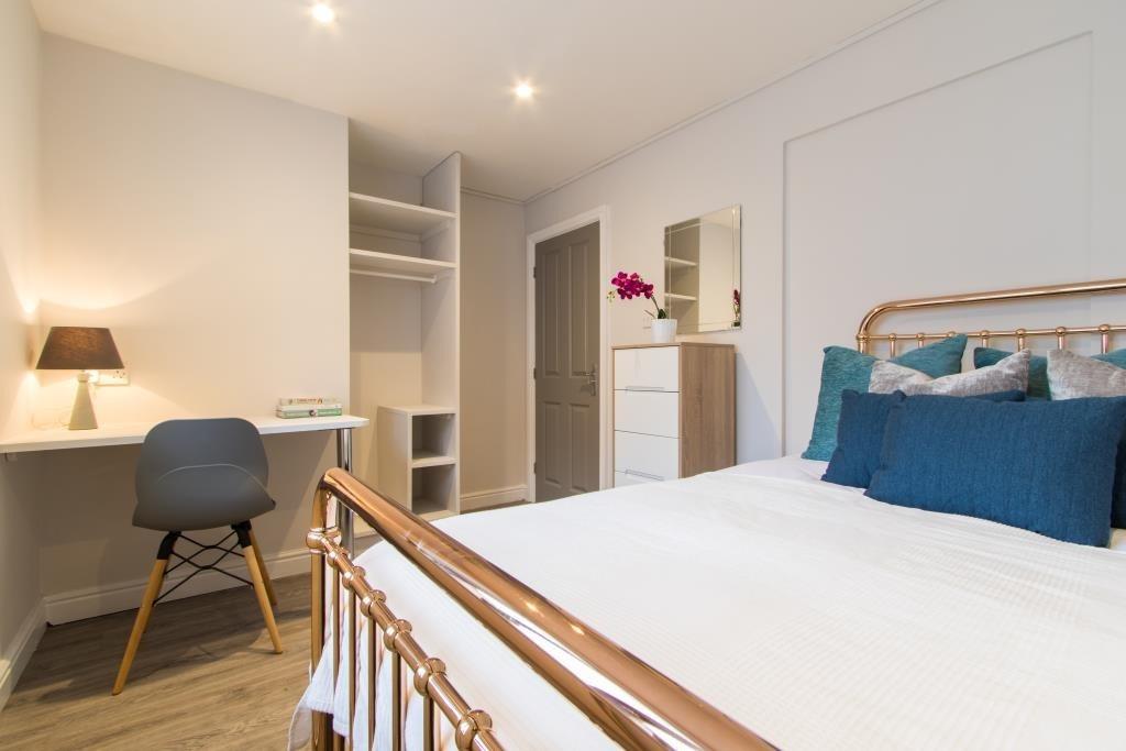 Victoria-court-mews-ls6-1pd-1059796