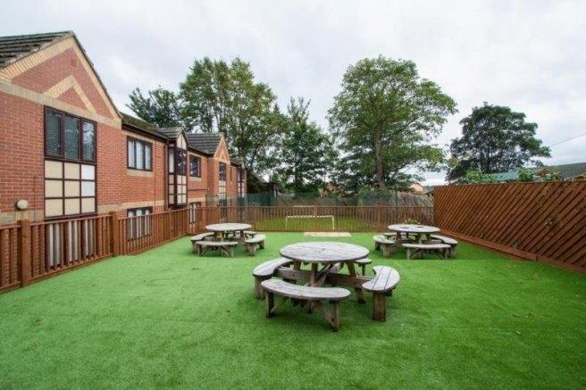 Victoria-court-mews-ls6-1pd-1059799