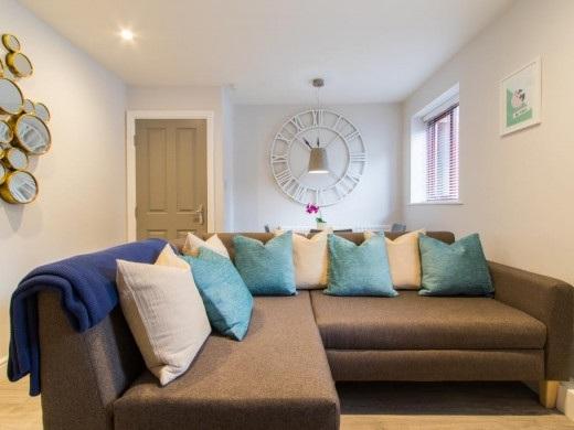 Victoria-court-mews-ls6-1pd-1059809