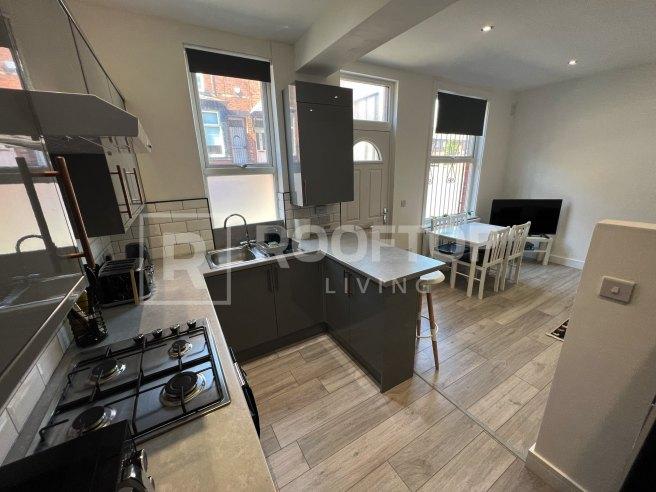 Glossop-street-ls6-2le-1059839