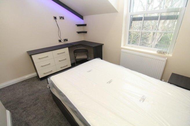 Delph-lane-ls6-2hq-1059862