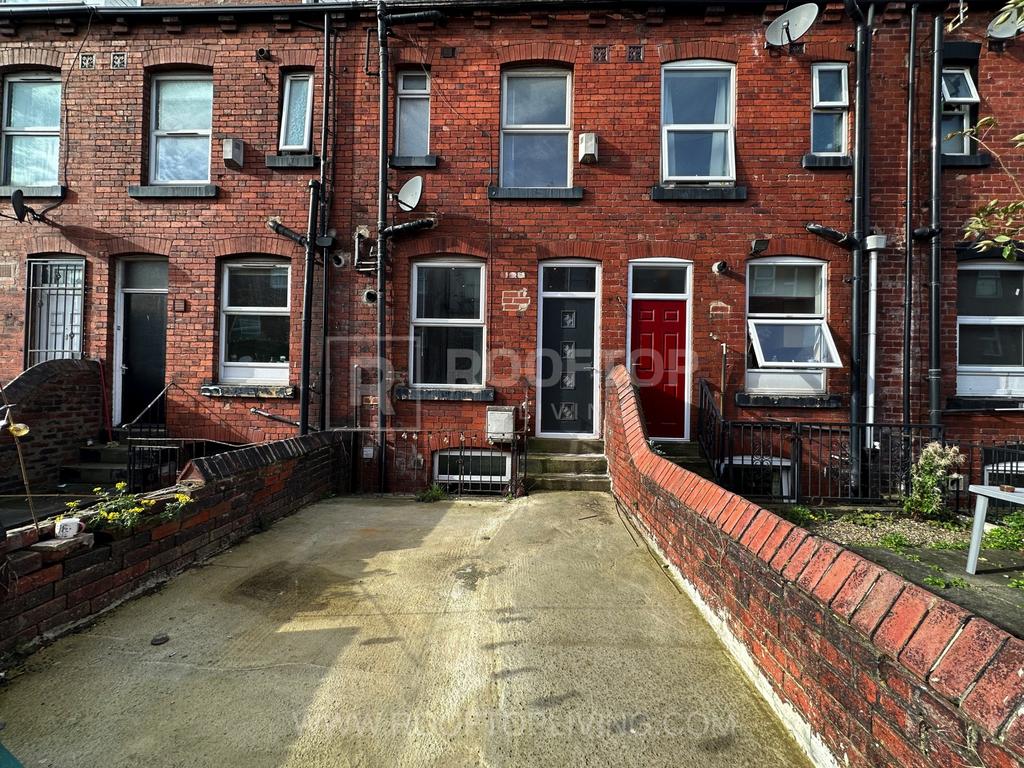 Queens-road-ls6-1hu-1059953
