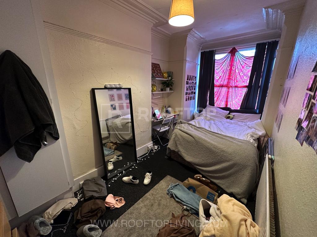 Queens-road-ls6-1hu-1059954