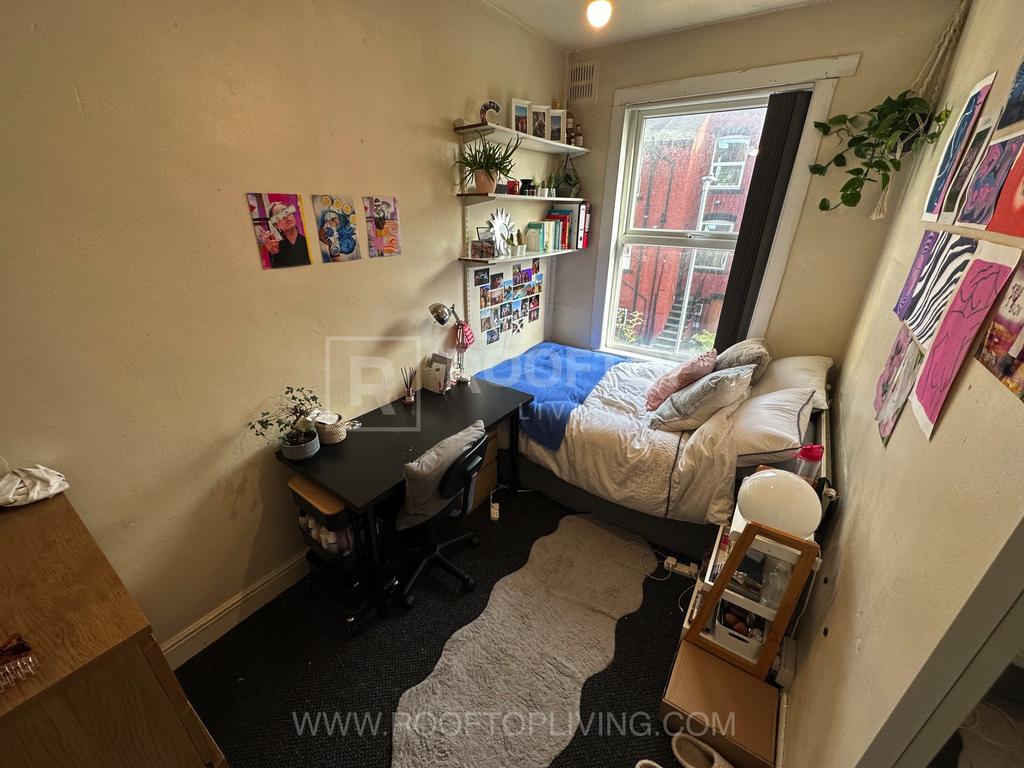 Queens-road-ls6-1hu-1059957