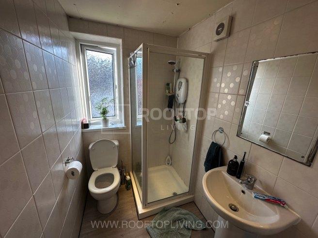 Queens-road-ls6-1hu-1059958