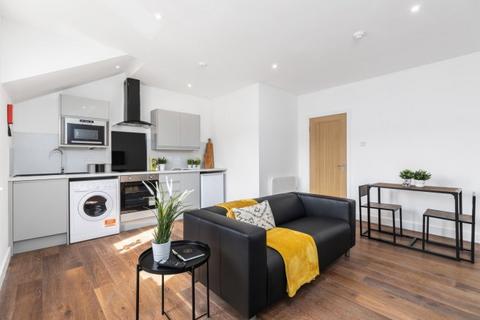 2 bedroom house share to rent, Royal Park Road