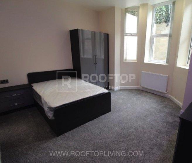 Regent-park-avenue-ls6-2au-1060023