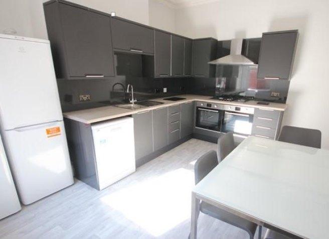 Manor-drive-ls6-1de-1060038