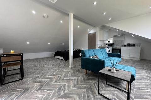 1 bedroom in a house share to rent, Queens Road