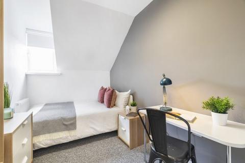 2 bedroom house share to rent, Winstanley Terrace