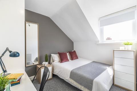 2 bedroom house share to rent, Winstanley Terrace