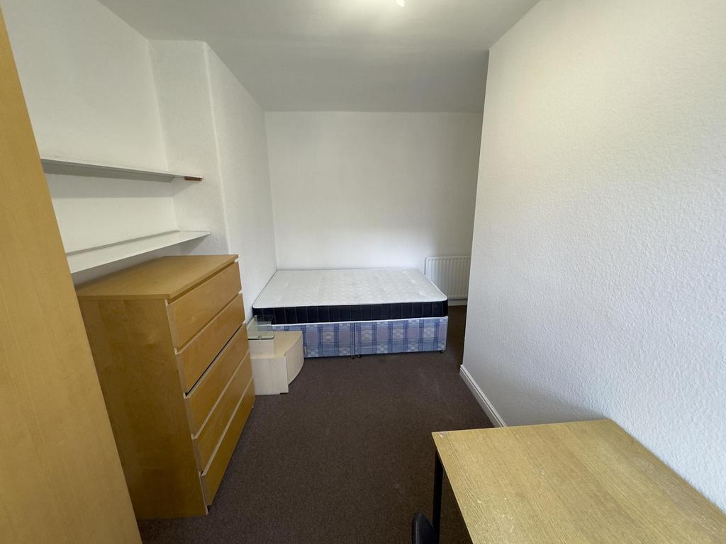 Winfield-terrace-ls2-9bd-1060134