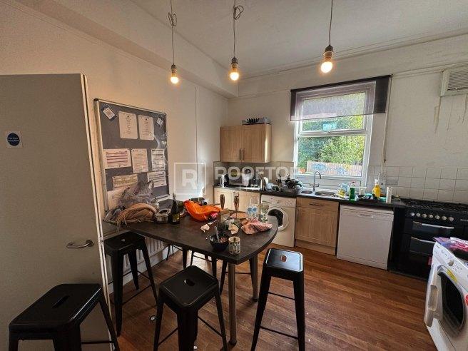 Hyde-park-terrace-ls6-1bj-1060201
