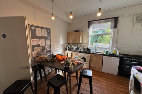 undefined, Hyde Park Terrace