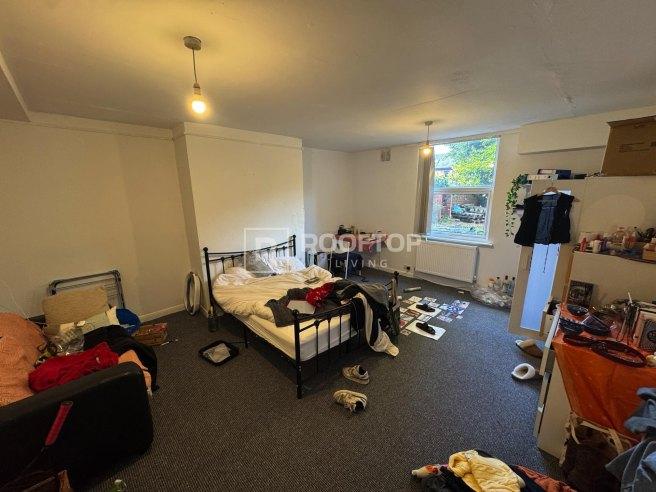 Hyde-park-terrace-ls6-1bj-1060203
