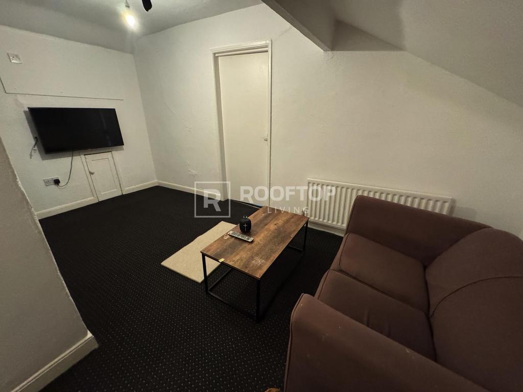 Hyde-park-terrace-ls6-1bj-1060213