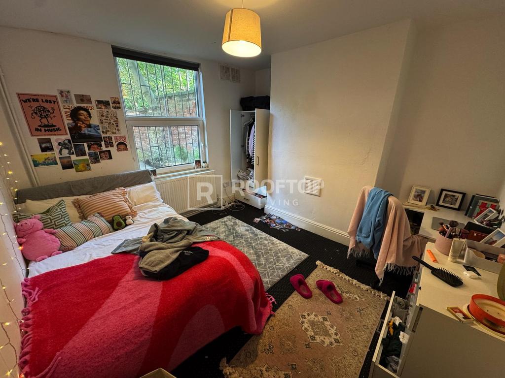Hyde-park-terrace-ls6-1bj-1060225