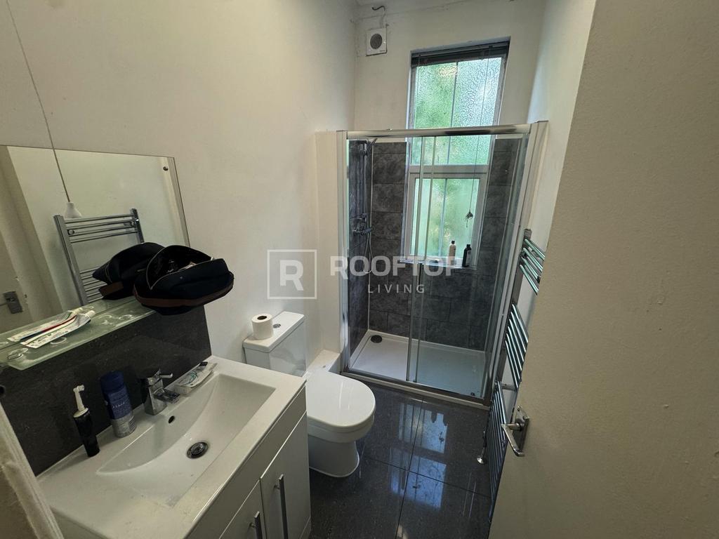 Hyde-park-terrace-ls6-1bj-1060216